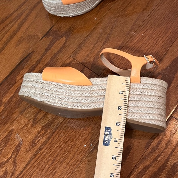 Platform sandals - Picture 5 of 5